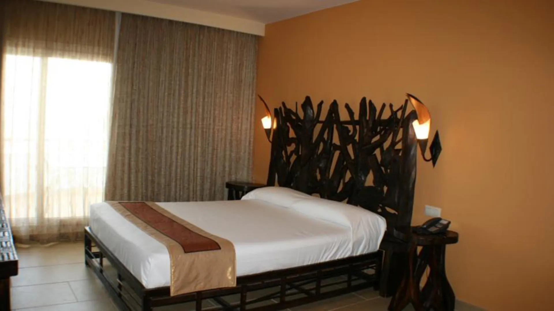 El Cortijo De Zahara By Qhotels Zahara de los Atunes